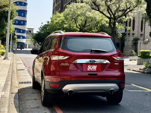 ✓柴油休旅 省油省稅 ✓盲點偵測 ✓定速 ✓電動尾門 ✓全景天窗 ✓後座出風口 ✓電動座椅  第16張相片