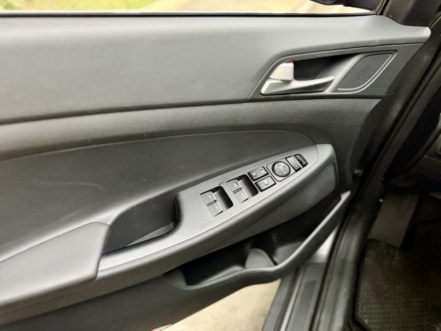 ✓盲點偵測 ✓TURBO ✓ACC主動跟車 ✓AEB自動緊急煞車 ✓胎壓監控 ✓LED頭燈 ✓後座出風口 ✓電動腰靠  第10張相片