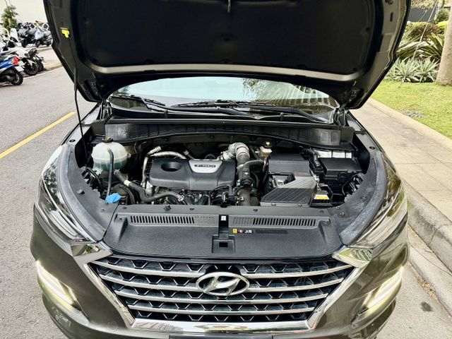 ✓盲點偵測 ✓TURBO ✓ACC主動跟車 ✓AEB自動緊急煞車 ✓胎壓監控 ✓LED頭燈 ✓後座出風口 ✓電動腰靠  第14張相片