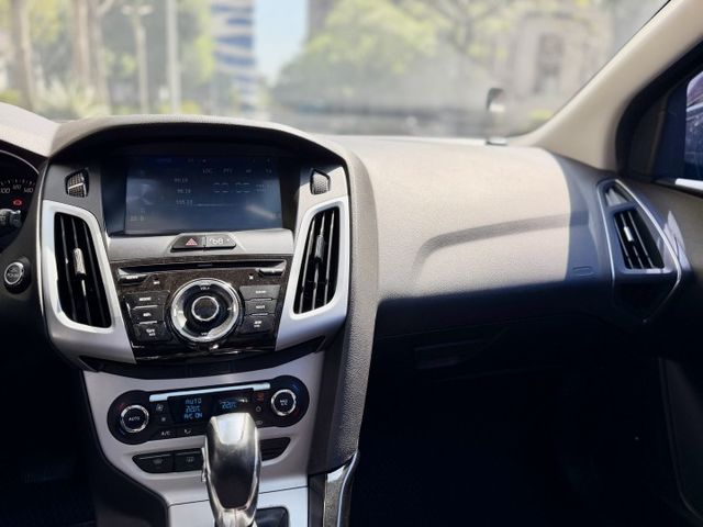 ✓柴油代步車 ✓機車價買汽車 ✓定速 ✓天窗 ✓循跡防滑  第7張相片