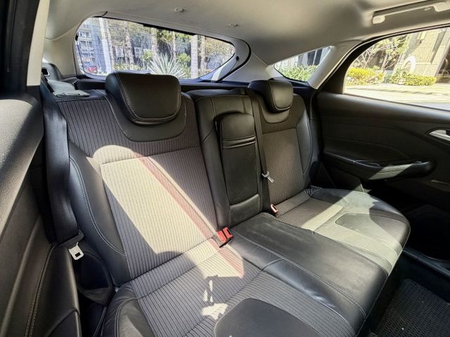 ✓柴油代步車 ✓機車價買汽車 ✓定速 ✓天窗 ✓循跡防滑  第9張相片