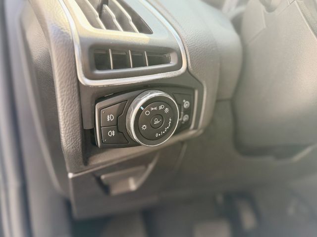 ✓柴油代步車 ✓機車價買汽車 ✓定速 ✓天窗 ✓循跡防滑  第13張相片