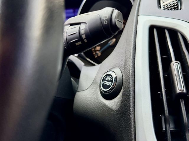 ✓柴油代步車 ✓機車價買汽車 ✓定速 ✓天窗 ✓循跡防滑  第15張相片