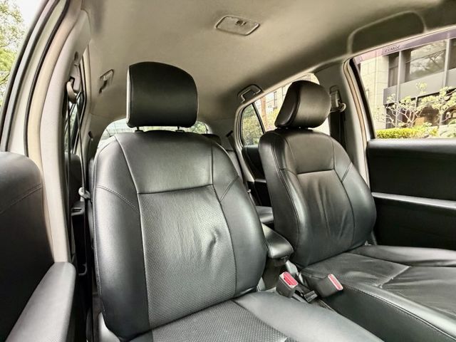 ✓省油二代小鴨 ✓超級好養 ✓靈活空間 ✓便利ISOFIX ✓妥善率高  第5張相片