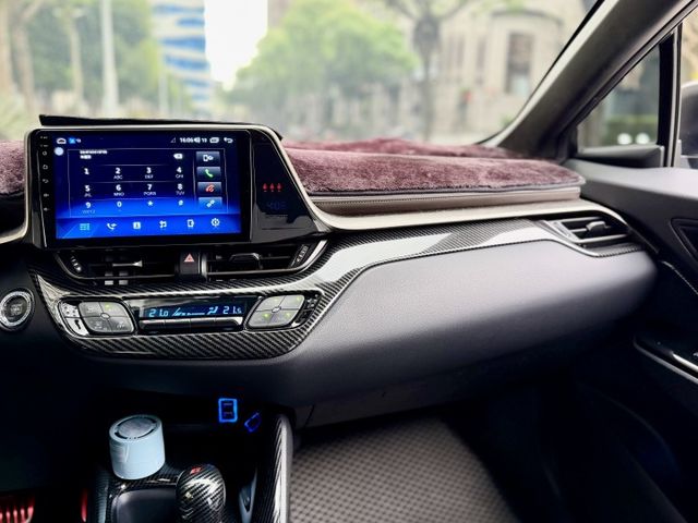 ✓AWD尊爵版 ✓雙前座電熱椅 ✓1.2超低稅金 ✓IKEY免鑰 ✓胎壓監控 ✓斜坡起步輔助 ✓電動座椅  第6張相片