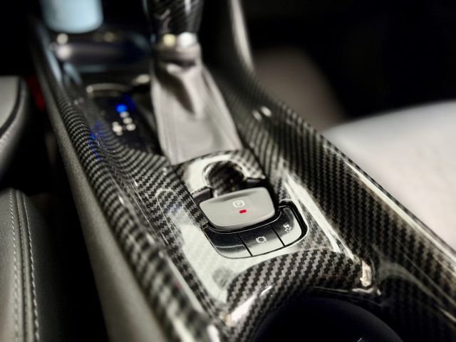 ✓AWD尊爵版 ✓雙前座電熱椅 ✓1.2超低稅金 ✓IKEY免鑰 ✓胎壓監控 ✓斜坡起步輔助 ✓電動座椅  第10張相片