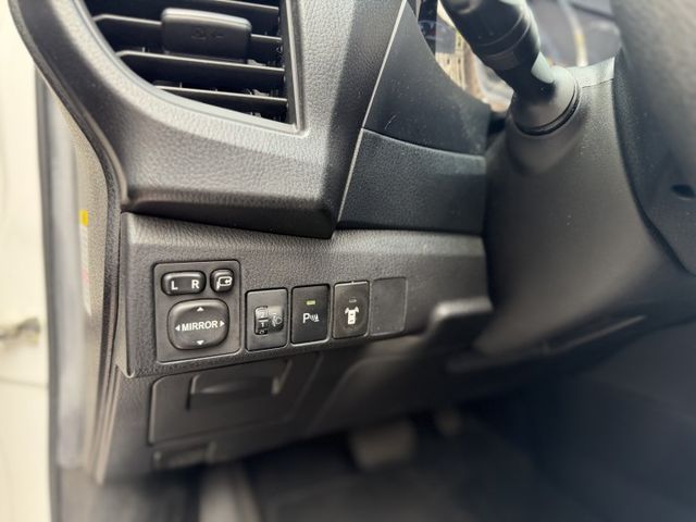 ✓LED尾燈 ✓無段變速超平順 ✓省油省稅 ✓電動折疊後視鏡 ✓方向盤快控鍵 ✓ABS  第10張相片