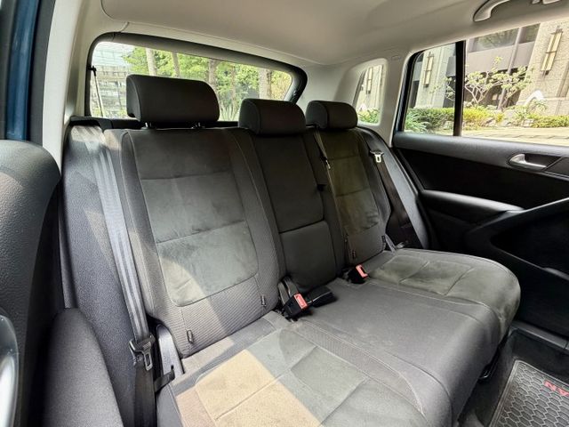 ✓歐系休旅 ✓渦輪動力大 ✓靈活操控 ✓質感內裝 ✓AUTOHOLD ✓電子啟動 ✓電子手剎  第6張相片