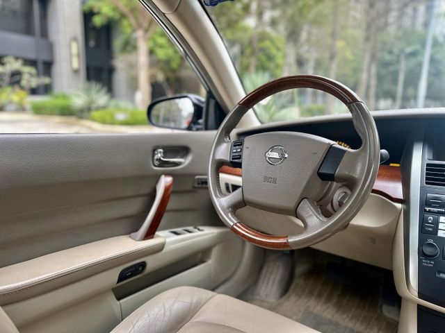 ✓代步房車 ✓定期保養 車況良好 ✓IKEY免鑰匙解鎖 ✓電動椅 ✓足踏式腳煞車 ✓電熱椅  第5張相片