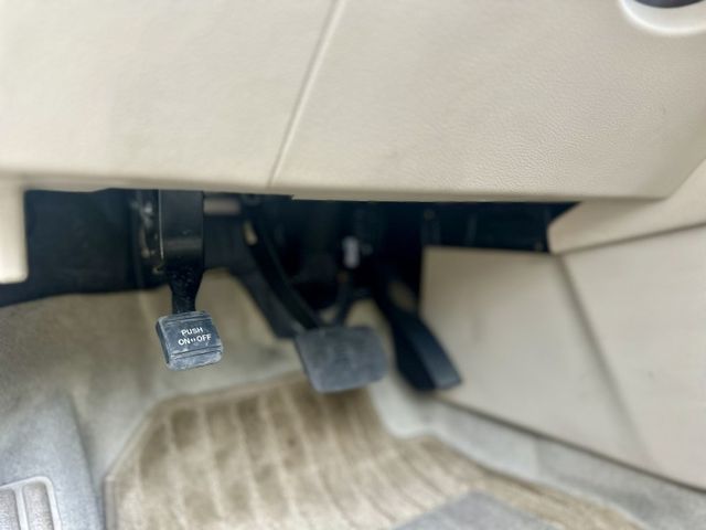 ✓代步房車 ✓定期保養 車況良好 ✓IKEY免鑰匙解鎖 ✓電動椅 ✓足踏式腳煞車 ✓電熱椅  第15張相片