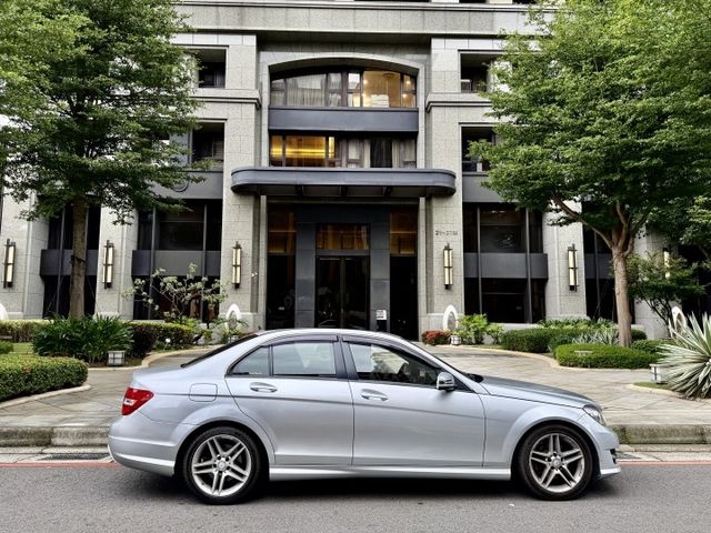 C-CLASS ESTATE  第3張相片