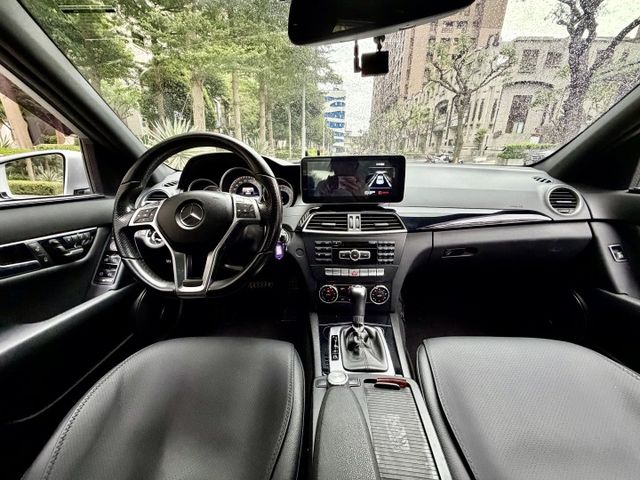 C-CLASS ESTATE  第13張相片