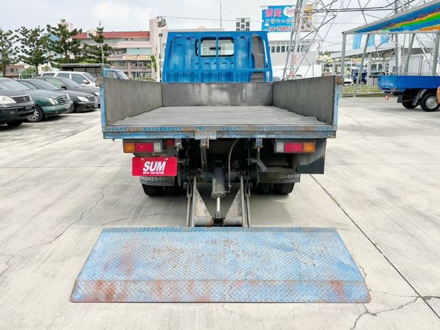 9月出廠/10呎半/全車原鈑件/超低里程僅跑8萬/油壓尾門/Yes認證/里程保證  第8張相片
