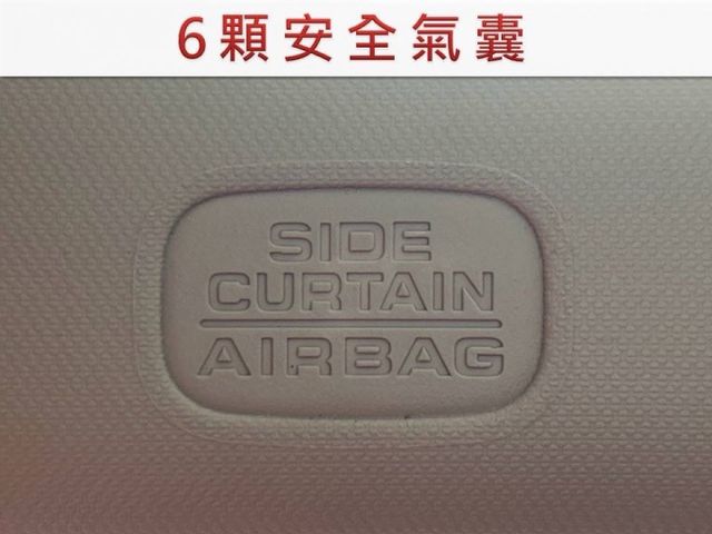 VTI-S版/僅跑7萬/全車原鈑件/原廠保養/衛星導航/倒車影像/四條米其林輪胎九成新/YES認證/里程保證  第13張相片