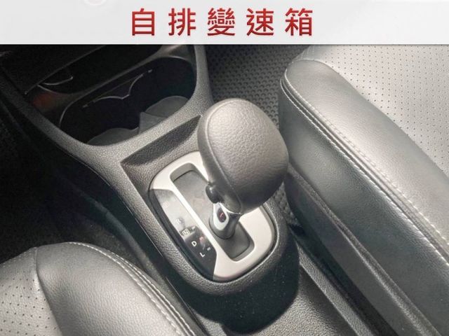 旗艦版/I-Key/恆溫空調/娛樂影音系統/車側盲點/YES認證全車原鈑件/里程保證  第7張相片