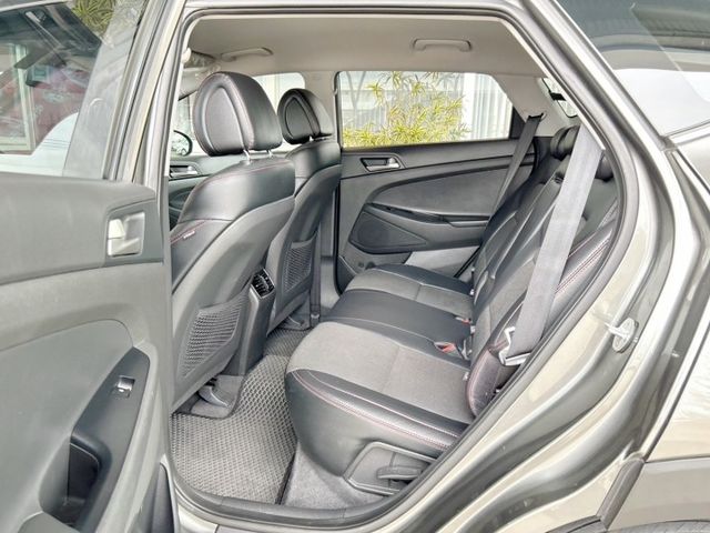 11月出廠/全車原鈑件/6安/I-Key/定速/多功能影音/Car Play/倒車影像/電動椅/里程保證  第6張相片