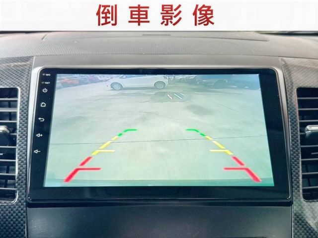 10月出廠/io版/定速+換檔撥片/Apple Carplay/導航/倒車影像/恆溫空調/里程保證/現況看車  第12張相片
