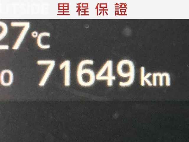 9月出廠/7人座/雙電動側滑門/頂級版/原鈑件/後座冷氣出風口/YES認證/里程保證  第8張相片