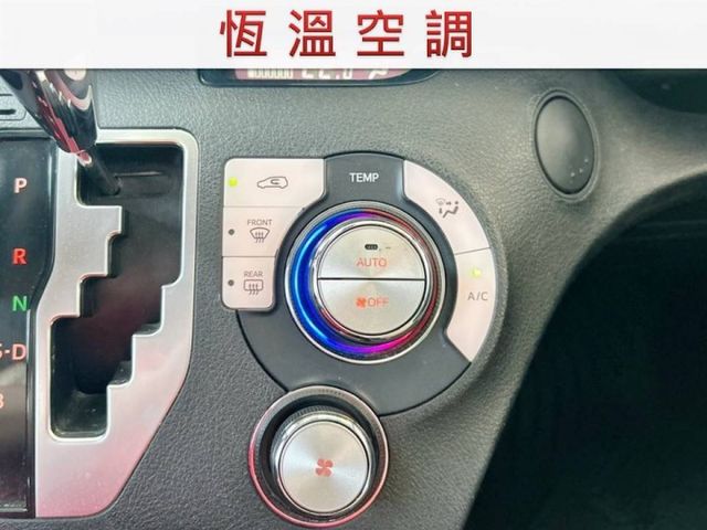 9月出廠/7人座/雙電動側滑門/頂級版/原鈑件/後座冷氣出風口/YES認證/里程保證  第11張相片