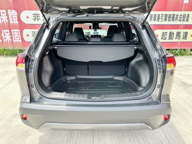 豪華版/原廠保養/低里程僅跑2萬/全車原鈑件/7安/ACC/倒車影像/YES認證/里程保證  第16張相片