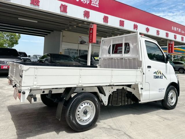 9月出廠/超低里程僅跑1萬4/自排/原廠保養/全車原鈑件/在地一手車/YES認證/里程保證  第4張相片