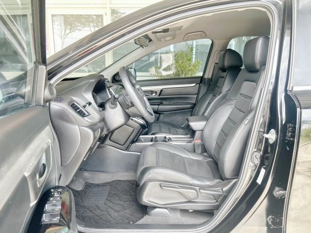 VTI-S版/全車原鈑件/ACC+換檔撥片/6安/CarPlay/衛星導航/倒車影像/雙區恆溫/YES認證/里程保證  第5張相片