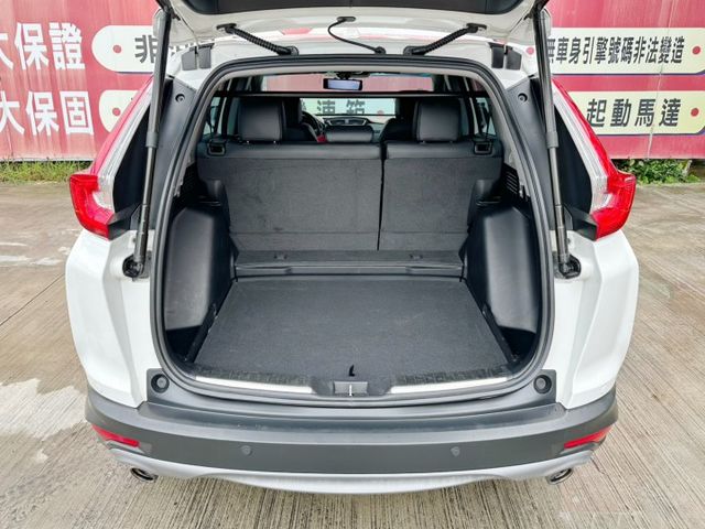 11月出廠/S版/全車原鈑件/ACC/電動尾門/全景天窗/衛星導航/倒車影像/電動座椅/YES認證/里程保證  第19張相片