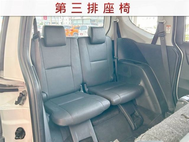 9月出廠/7人座/雙電動側滑門/頂級版/原鈑件/後座冷氣出風口/YES認證/里程保證  第7張相片