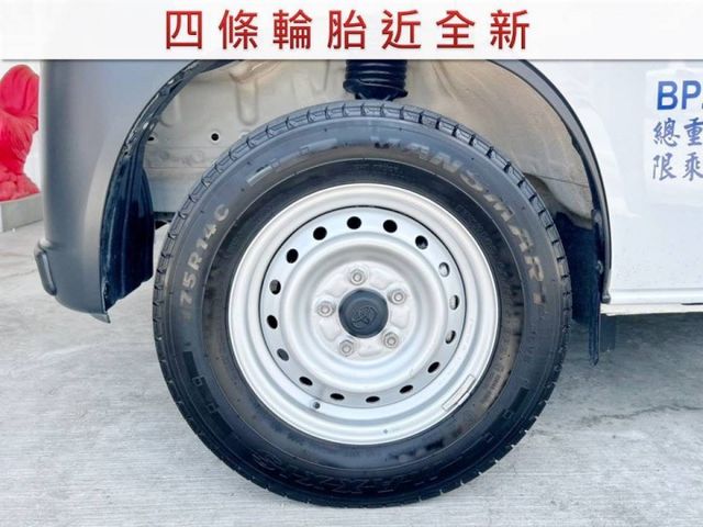 9月出廠/超低里程僅跑1萬4/自排/原廠保養/全車原鈑件/在地一手車/YES認證/里程保證  第10張相片