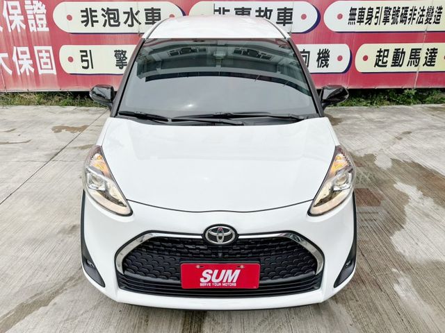 全新領牌車/5人座豪華+精裝版/360環景/單邊電動側滑門/CarPlay/恆溫空調/車側盲點/里程保證  第2張相片
