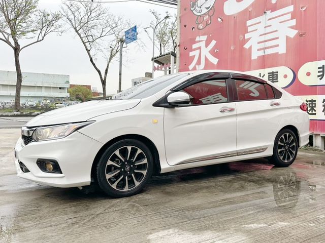 VTI-S/全車原鈑件/6安/定速+換檔撥片/車側盲點/衛星導航/恆溫空調/YES認證/里程保證  第3張相片
