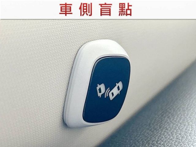 VTI-S/全車原鈑件/6安/定速+換檔撥片/車側盲點/衛星導航/恆溫空調/YES認證/里程保證  第12張相片