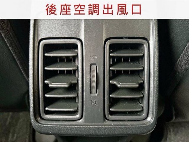 VTI-S版/僅跑7萬/全車原鈑件/原廠保養/衛星導航/倒車影像/四條米其林輪胎九成新/YES認證/里程保證  第15張相片