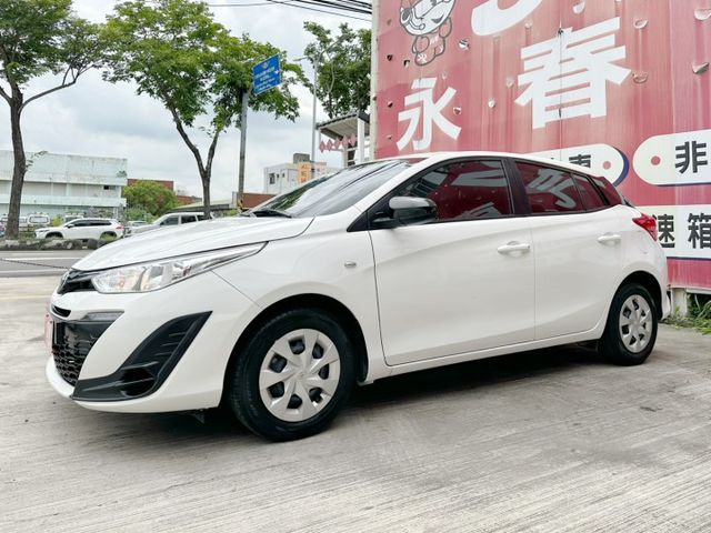 全車原鈑件/原廠保養/倒車影像/可全貸/YES認證/里程保證  第3張相片