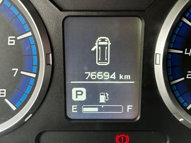 5人座客貨車/前行車記錄器+後倒車顯影/Yes認證/全車原鈑件/可全貸/附發票  第6張相片