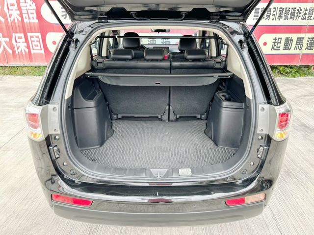 4WD/快控鍵+定速/多功能影音/Apple CarPlay/倒車影像/四條輪胎九成新/YES認證/里程保證  第15張相片