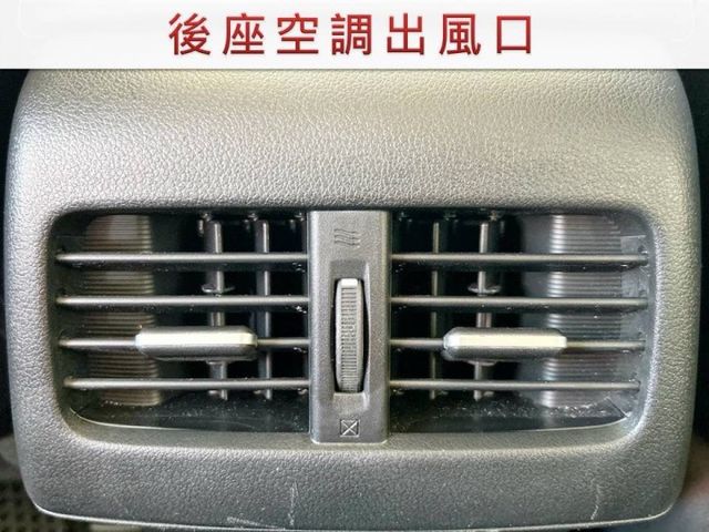 全車原鈑件/定速/換檔撥片/倒車影像/四條輪胎近全新/YES認證/里程保證  第12張相片