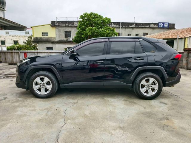 不用殺價就很便宜/豪華版/全車原鈑件/7安/ACC/後座空調出風口/YES認證/里程保證  第3張相片