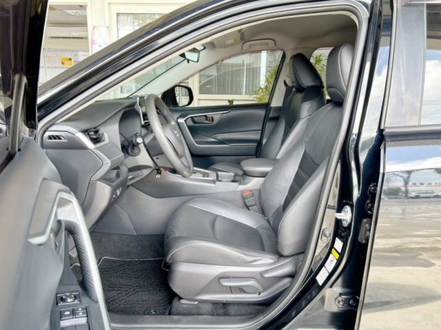 不用殺價就很便宜/豪華版/全車原鈑件/7安/ACC/後座空調出風口/YES認證/里程保證  第5張相片