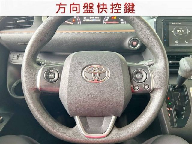 七月出廠/豪華版/全車原鈑件/僅跑5萬/6安/恆溫空調/前後錄行車紀錄器/YES認證/可全貸  第8張相片