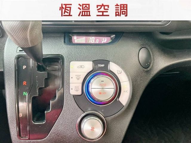 七月出廠/豪華版/全車原鈑件/僅跑5萬/6安/恆溫空調/前後錄行車紀錄器/YES認證/可全貸  第10張相片