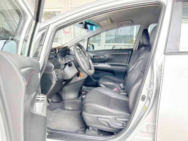 七人座/全車原鈑件/原廠保養/倒車影像/恆溫空調/後座空調出風口/YES認證  第5張相片