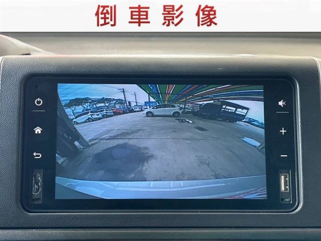 七人座/全車原鈑件/原廠保養/倒車影像/恆溫空調/後座空調出風口/YES認證  第10張相片