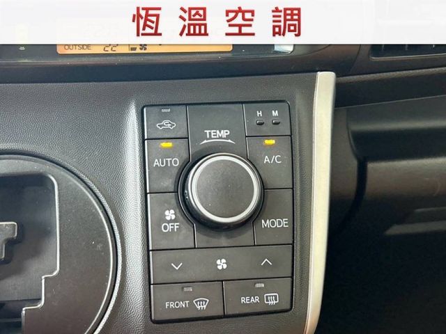 七人座/全車原鈑件/原廠保養/倒車影像/恆溫空調/後座空調出風口/YES認證  第11張相片