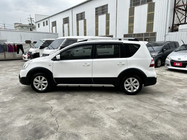 一手車/雙安全氣囊/衛星導航/倒車雷達+顯影/YES認證/里程保證  第3張相片