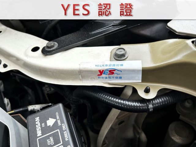 一手車/雙安全氣囊/衛星導航/倒車雷達+顯影/YES認證/里程保證  第13張相片