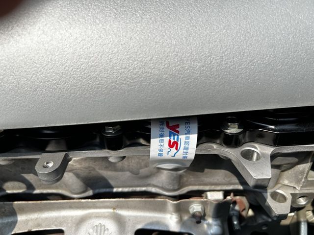 經典版/全車原鈑件/Yes認證/可全貸  第13張相片