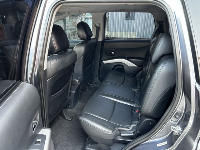 4WD.整備中.敬請期待!!  第6張相片