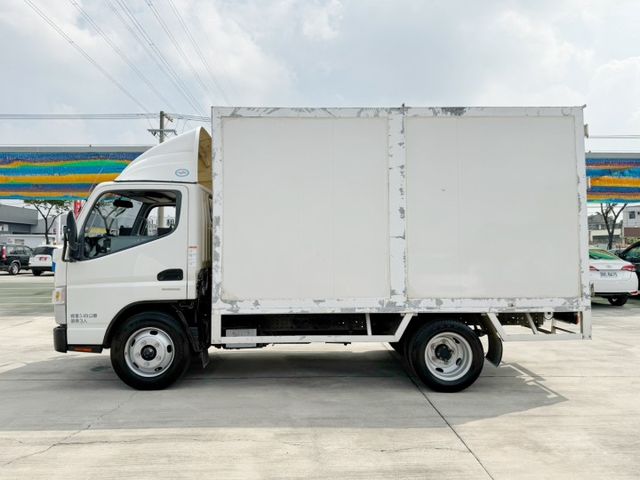 車況超好/11.5呎箱體/自排/原鈑件/原廠保養/六條輪胎近全新/倒車影像/附發票/YES認證/里程保證  第3張相片