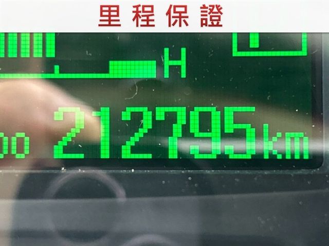 車況超好/11.5呎箱體/自排/原鈑件/原廠保養/六條輪胎近全新/倒車影像/附發票/YES認證/里程保證  第6張相片